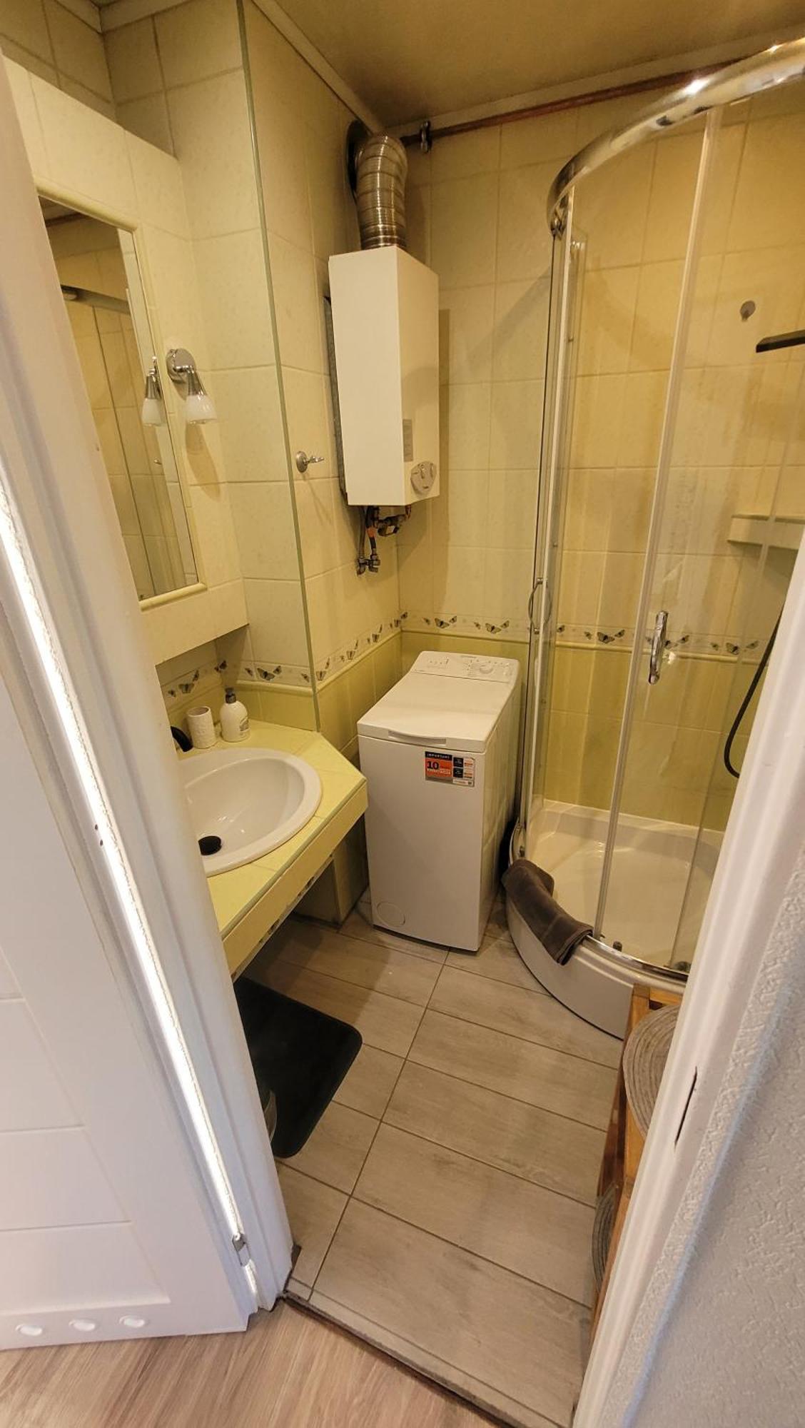 Dams Apartament ออชเวียนชิม ภายนอก รูปภาพ